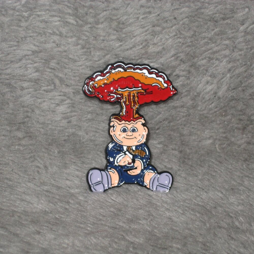1980s Garbage Pail Kids GPK Adam Bomb Metal Enamel Pin 25108A2
